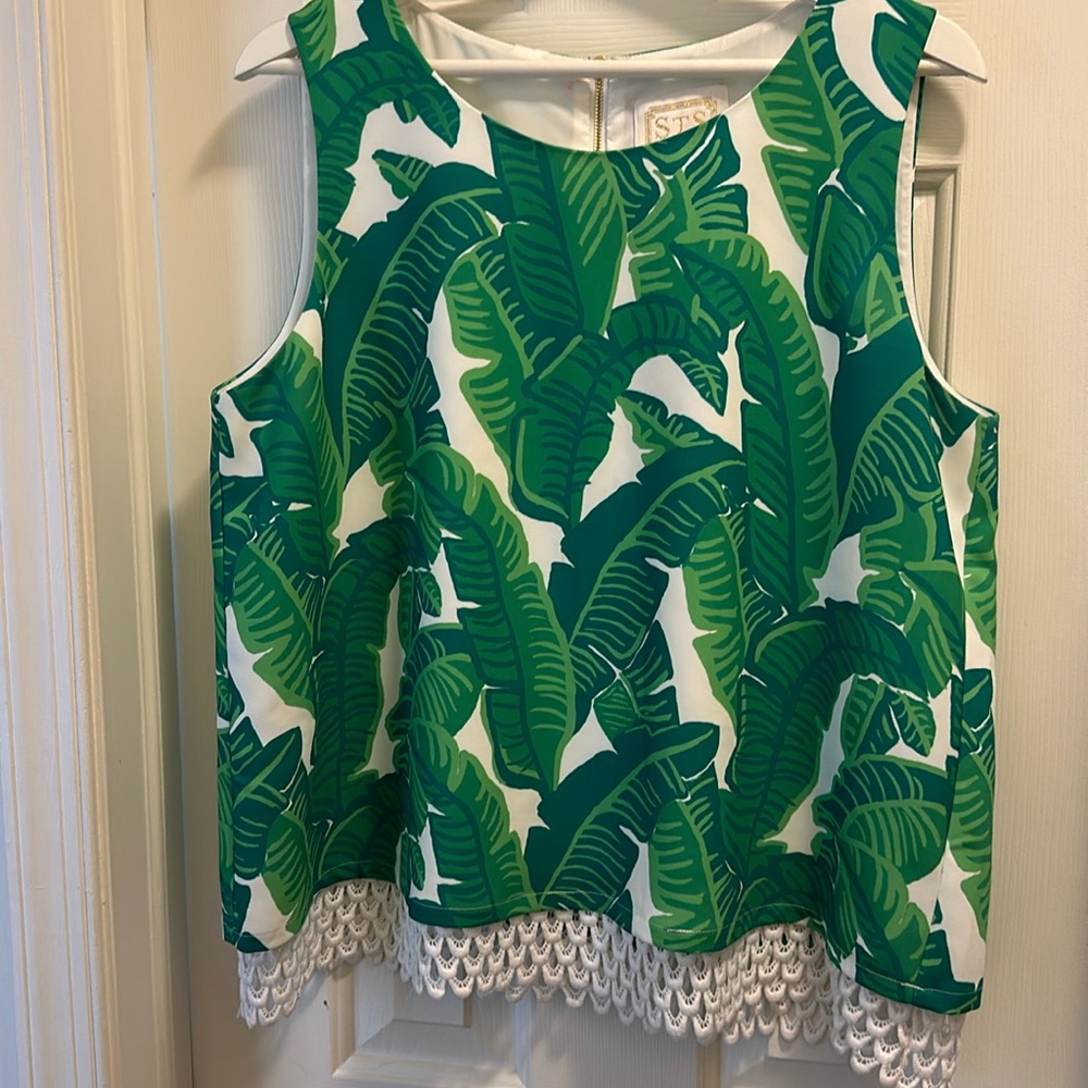 Palm Leaf Print top - Sail to Sable - size L